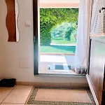 Casa di campagna Et Salle De Bain Privé S'ouvrant Sur Terrasse, Jardin Et Cuisine D'été Quillan