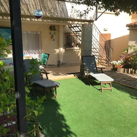 Et Salle De Bain Privé S'ouvrant Sur Terrasse, Jardin Et Cuisine D'été Quillan