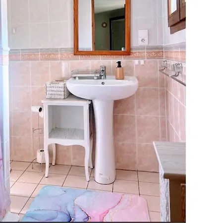 Et Salle De Bain Prive S'ouvrant Sur Terrasse, Jardin Et Cuisine D'ete カントリーハウス キヤン