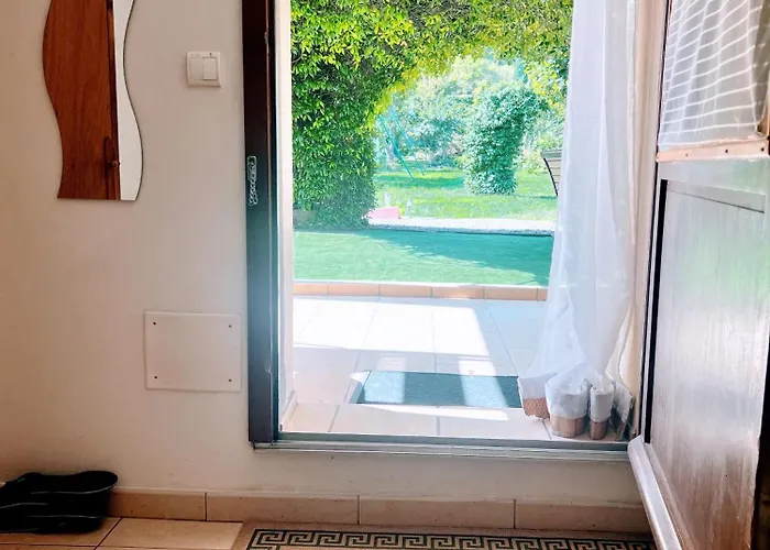 Gospodarstwo wiejskie Et Salle De Bain Prive S'ouvrant Sur Terrasse, Jardin Et Cuisine D'ete Quillan